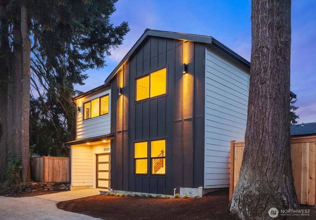 Photo of 10539 Ashworth Avenue N, Seattle, WA 98133 (MLS # 2398952)