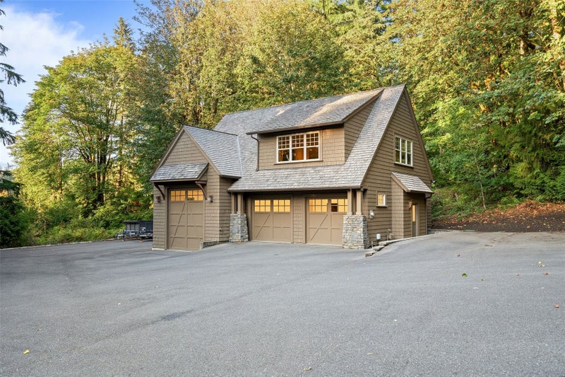 24950 SE Old Black Nugget Road