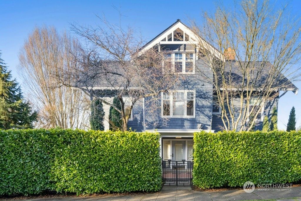 Photo of 1100 E Newton Street, Seattle, WA 98102 (MLS # 2331372)