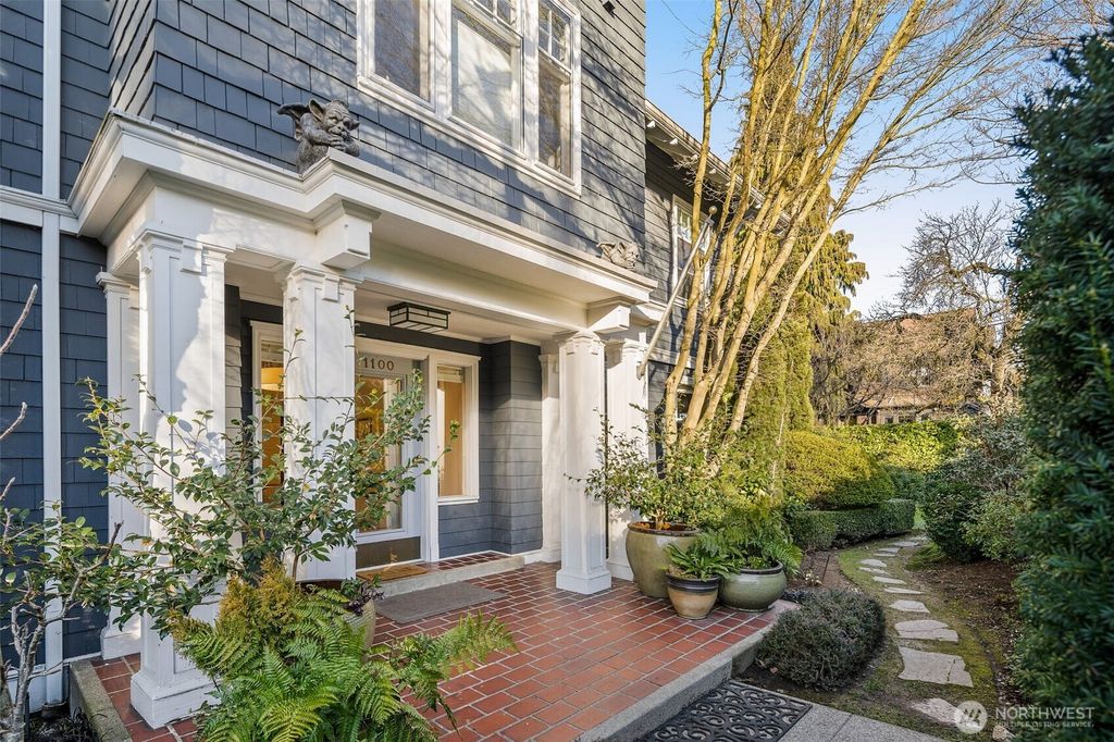 Photo of 1100 E Newton Street, Seattle, WA 98102 (MLS # 2331372)