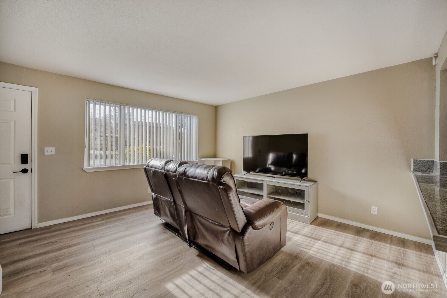 2300 9th Ave SW A2