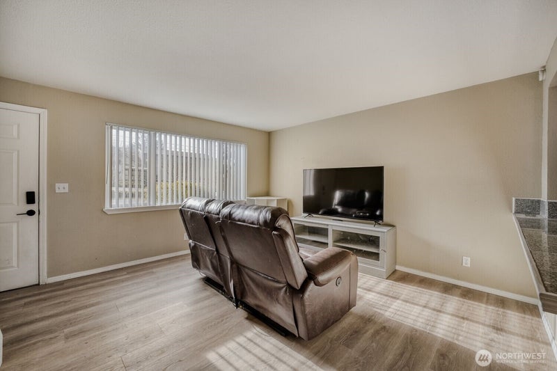 2300 9th Ave SW A2