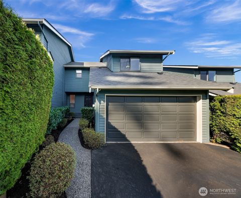 Photo of 3500 Ridgemont Way #3, Bellingham, WA 98229 (MLS # 2502063)