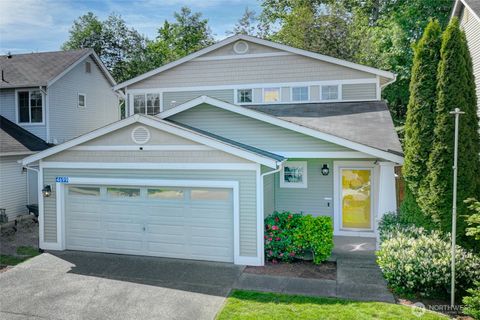 Photo of 4699 Glacier Street, Mount Vernon, WA 98273 (MLS # 2522902)