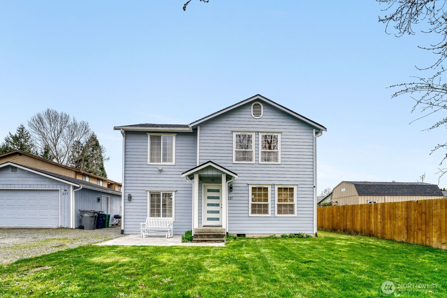 217 Tacoma Blvd S