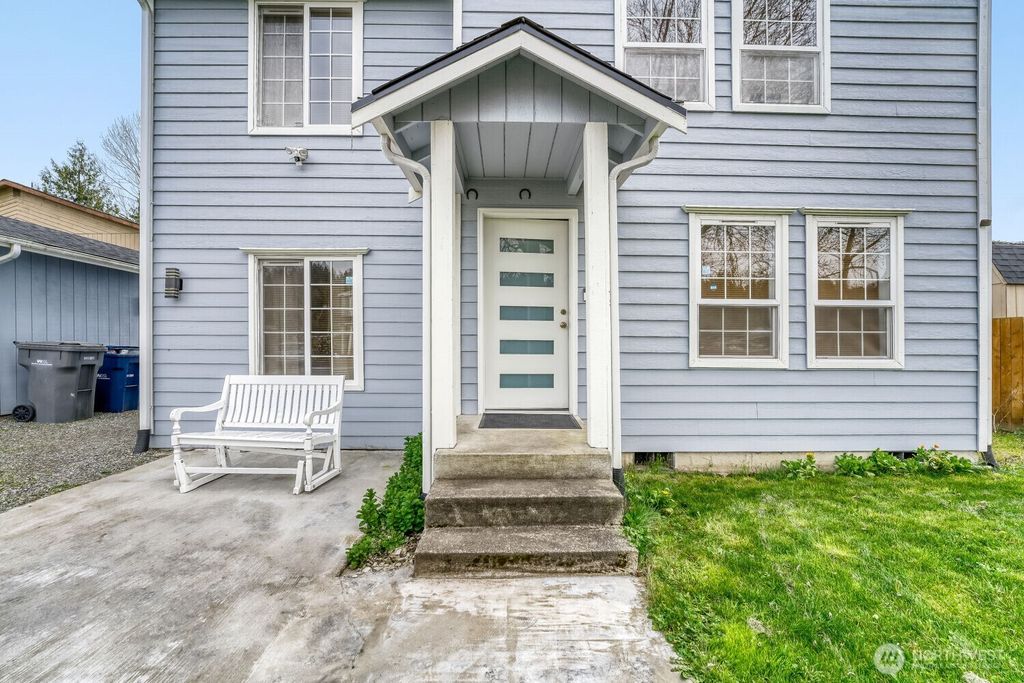 Photo of 217 Tacoma Blvd S Blvd, Pacific, WA 98047 (MLS # 2502587)