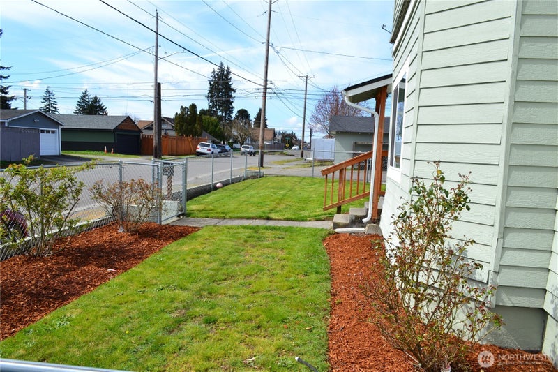 3303 S 64th Street