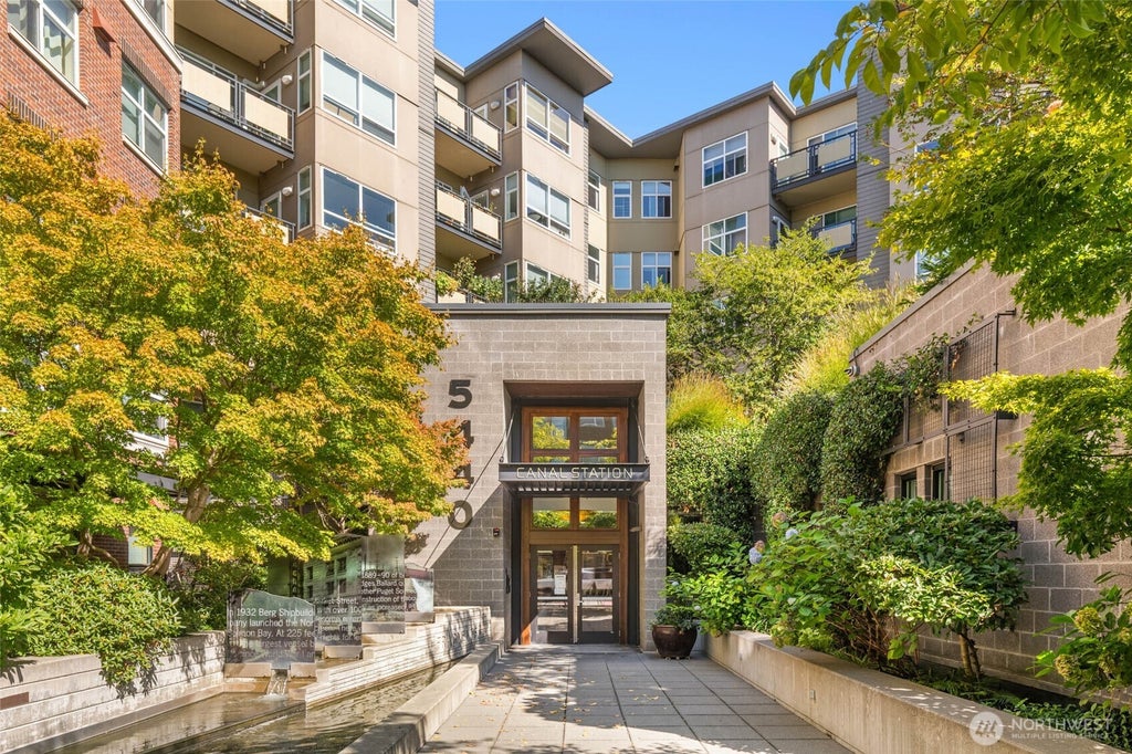 Photo of 5440 Leary Avenue NW #331, Seattle, WA 98107 (MLS # 2584450)