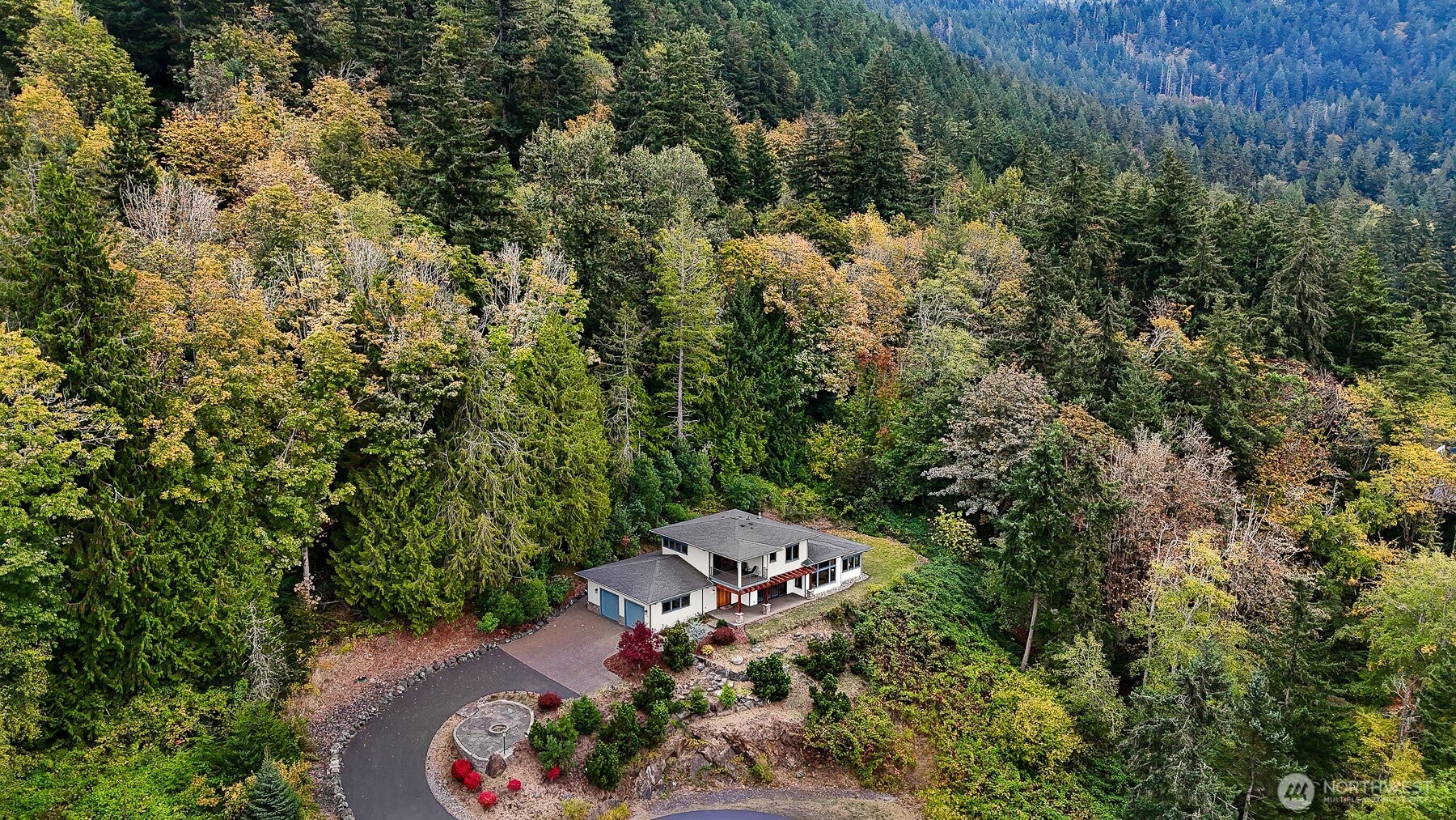 820 Chuckanut Drive