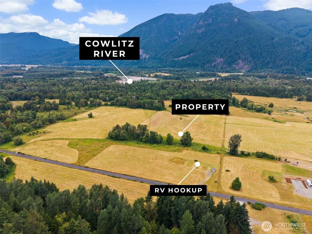 Photo of 1211 Cline Road, Randle, WA 98377 (MLS # 2560194)