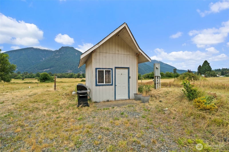 1211 Cline Road