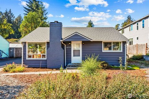 Photo of 16715 8th Avenue NE, Shoreline, WA 98155 (MLS # 2442589)