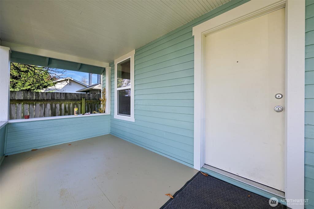 Photo of 2138 Woburn Street, Bellingham, WA 98226 (MLS # 2553286)