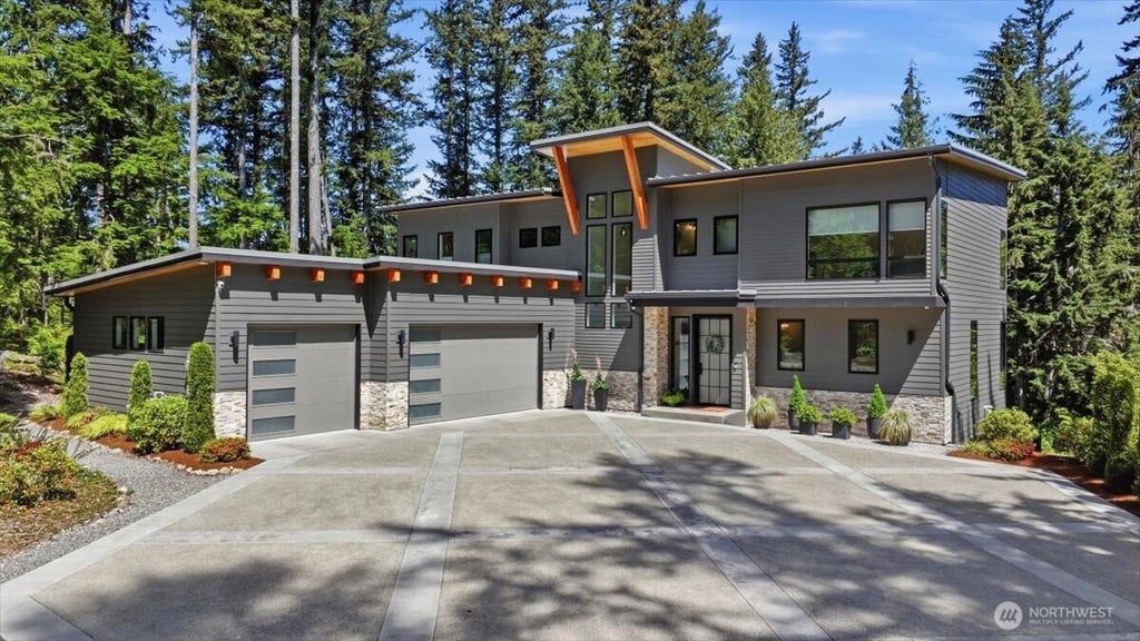Photo of 7416 Lake Alice Road SE, Fall City, WA 98024 (MLS # 2577240)