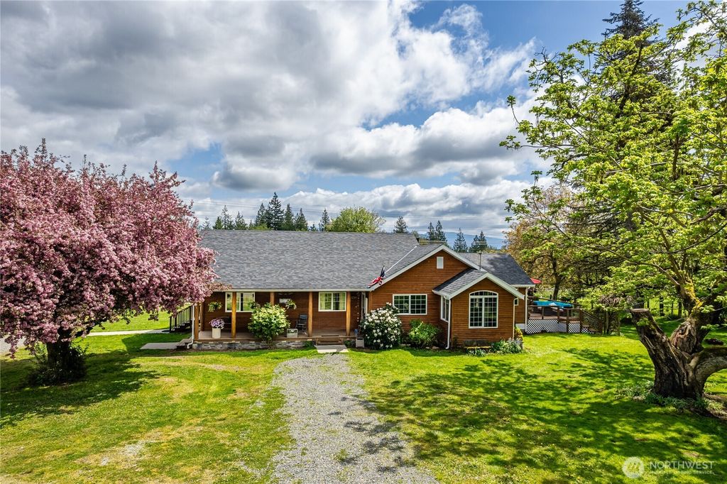 Photo of 28405 59th Avenue NE, Arlington, WA 98223 (MLS # 2369158)