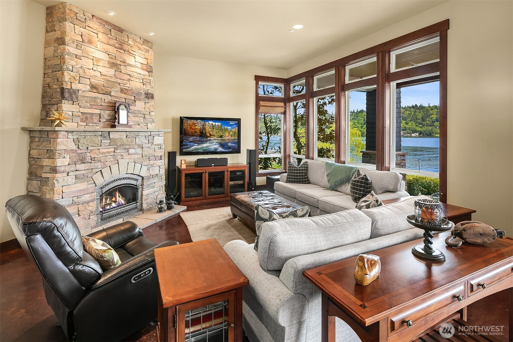 1624 Mallard Lane