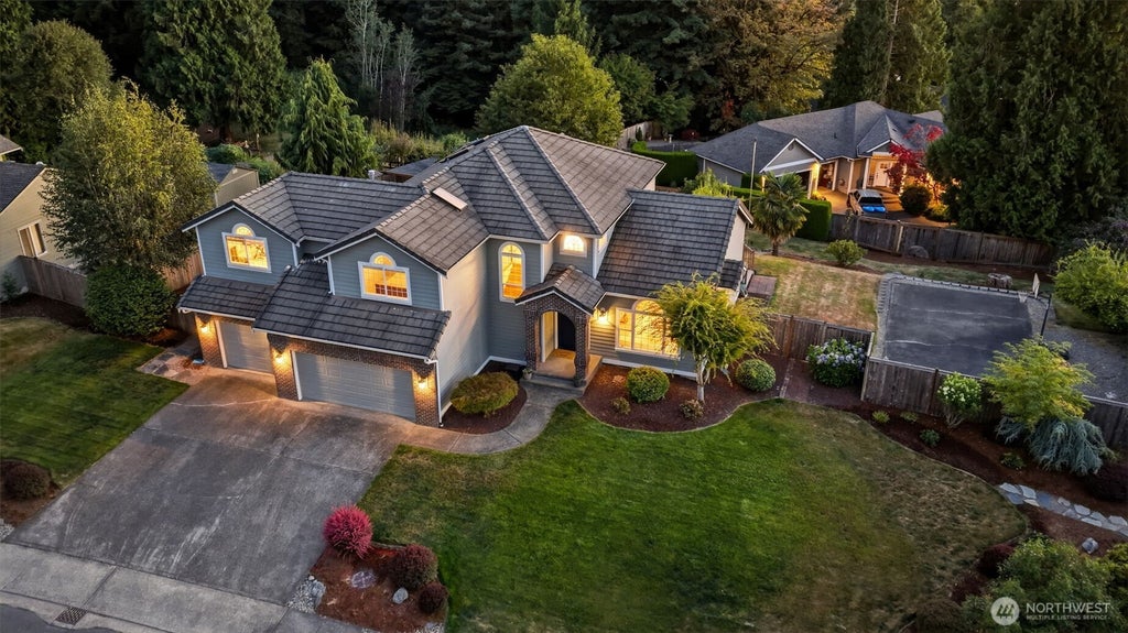 Photo of 1404 Amber Boulevard SE, Puyallup, WA 98372 (MLS # 2559152)