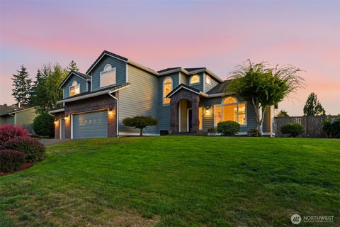 Photo of 1404 Amber Boulevard SE, Puyallup, WA 98372 (MLS # 2559152)