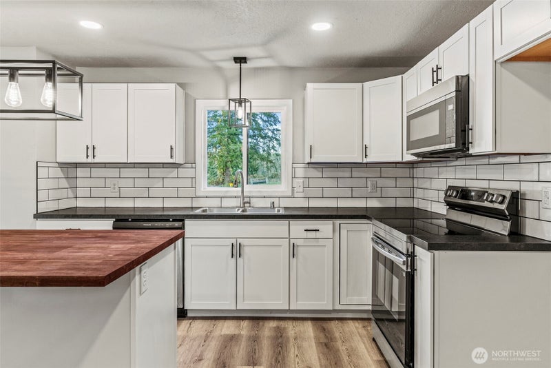 235 Holcomb Spur Road