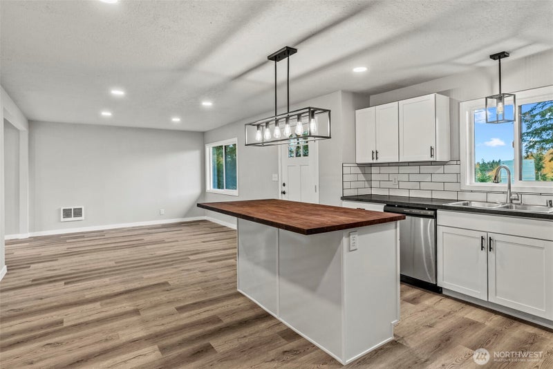 235 Holcomb Spur Road