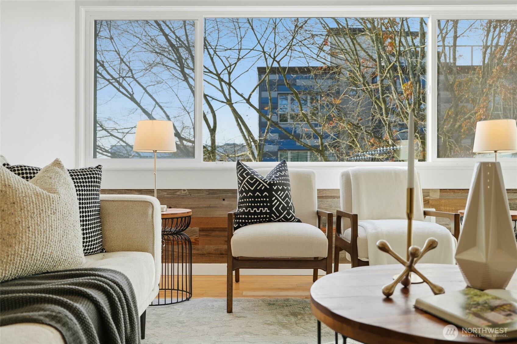 705 E Republican Street # 403