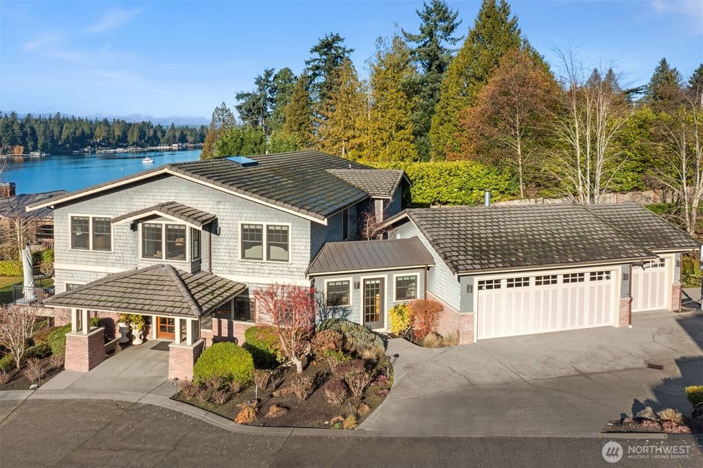 Photo of 8910 NE 33rd Street, Yarrow Point, WA 98004 (MLS # 2324181)