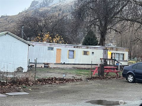 204 Davis Ave. Brewster WA 98812