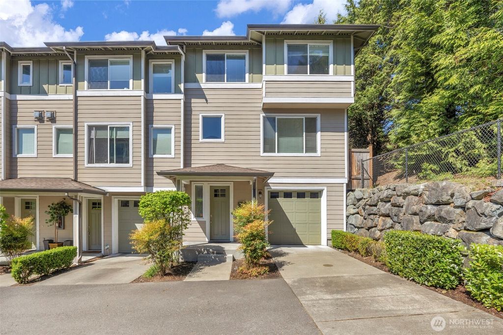 Photo of 2115 201st Place SE #O105, Bothell, WA 98012 (MLS # 2517049)