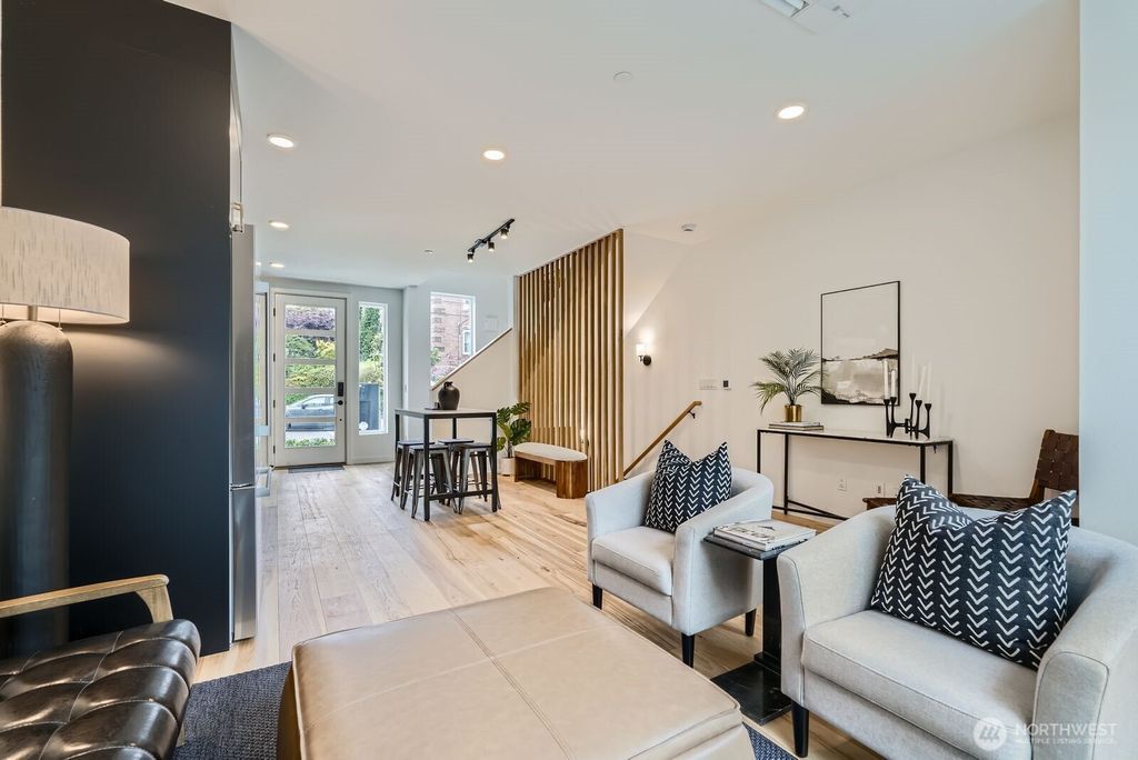Photo of 511 Howe Street #B, Seattle, WA 98109 (MLS # 2424478)