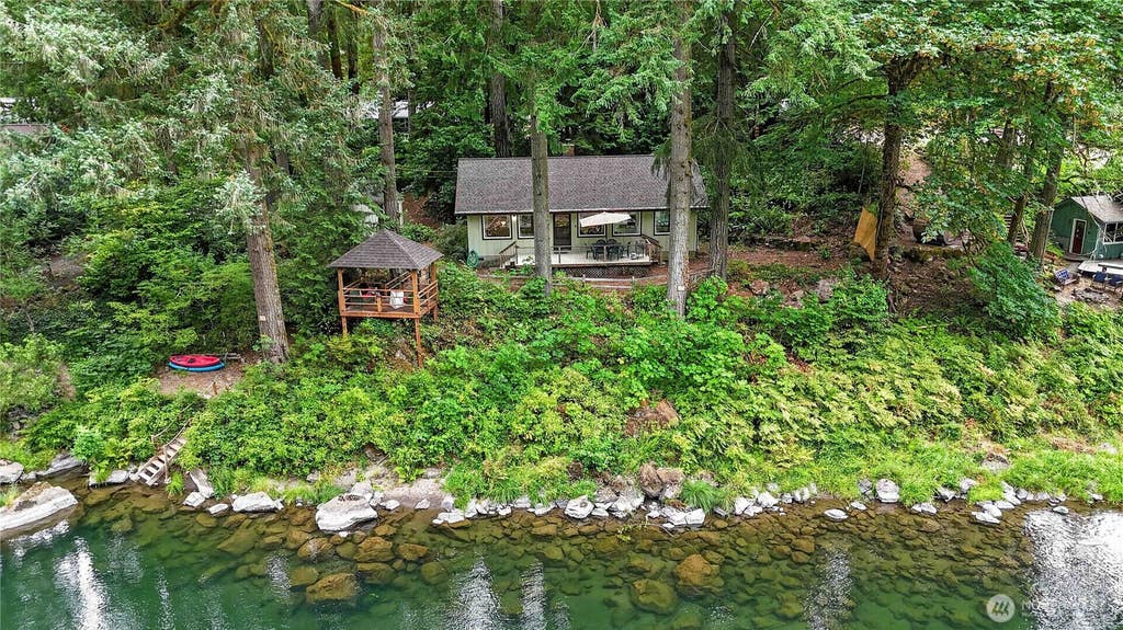 Photo of 114 Merry Etta Drive, Kalama, WA 98625 (MLS # 2566728)