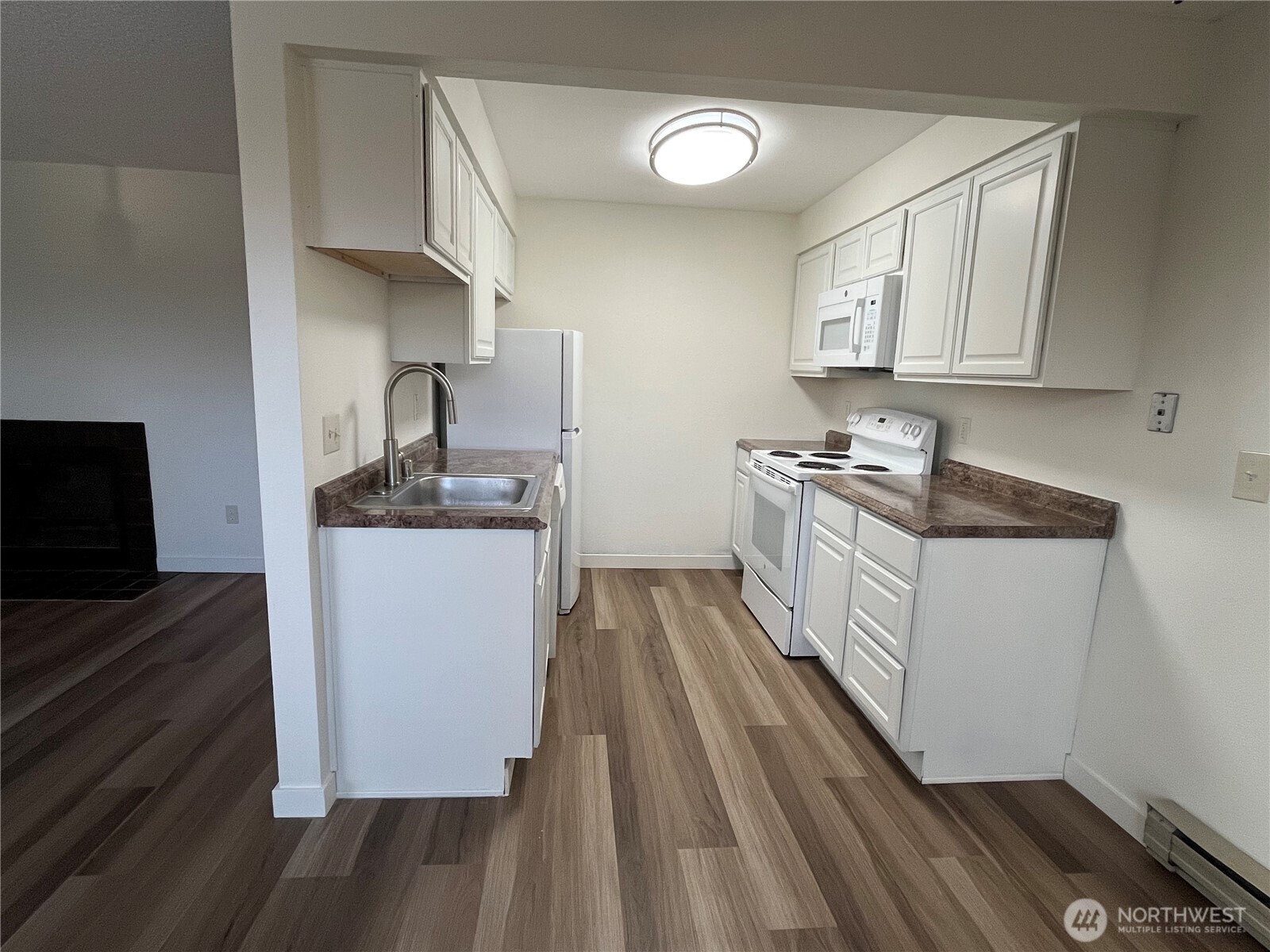 4802 S 187th Place A206