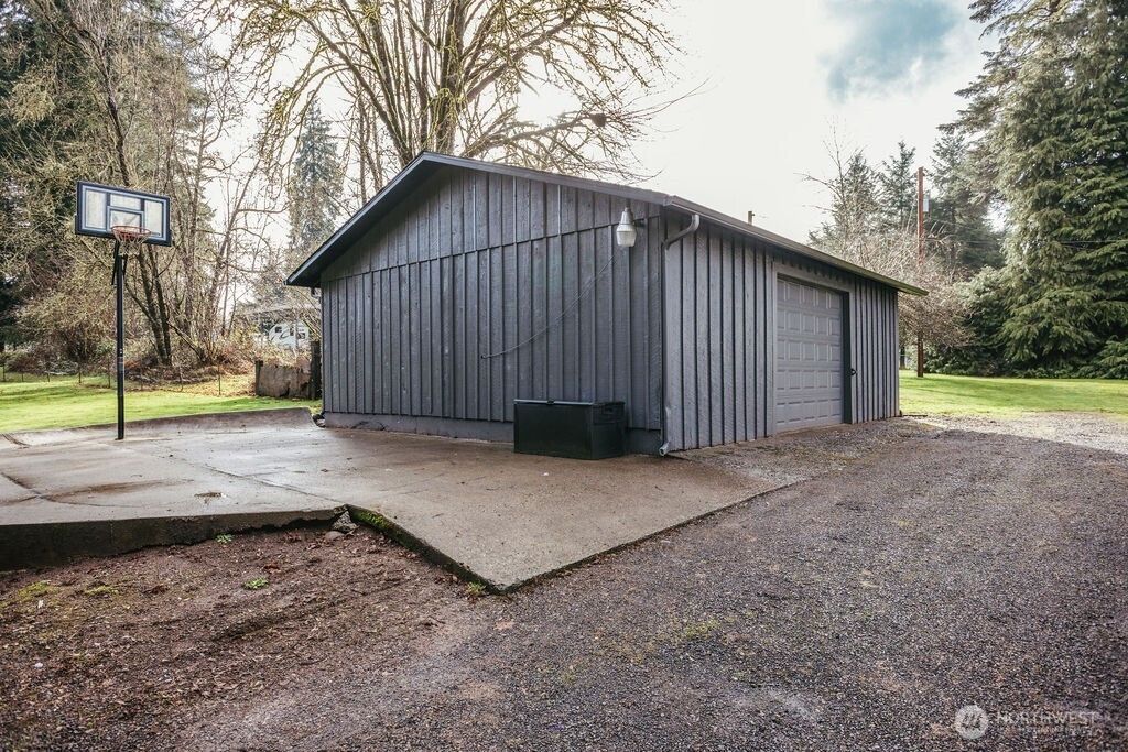 Photo of 410 Studebaker Spur 2, Castle Rock, WA 98611 (MLS # 2482920)