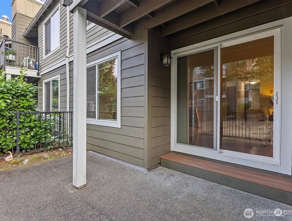 Photo of 820 Cady Rd Rd #F103, Everett, WA 98203 (MLS # 2471954)