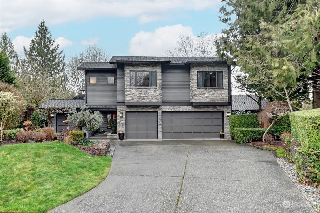 Photo of 14209 206th Place NE, Woodinville, WA 98077 (MLS # 2202370)