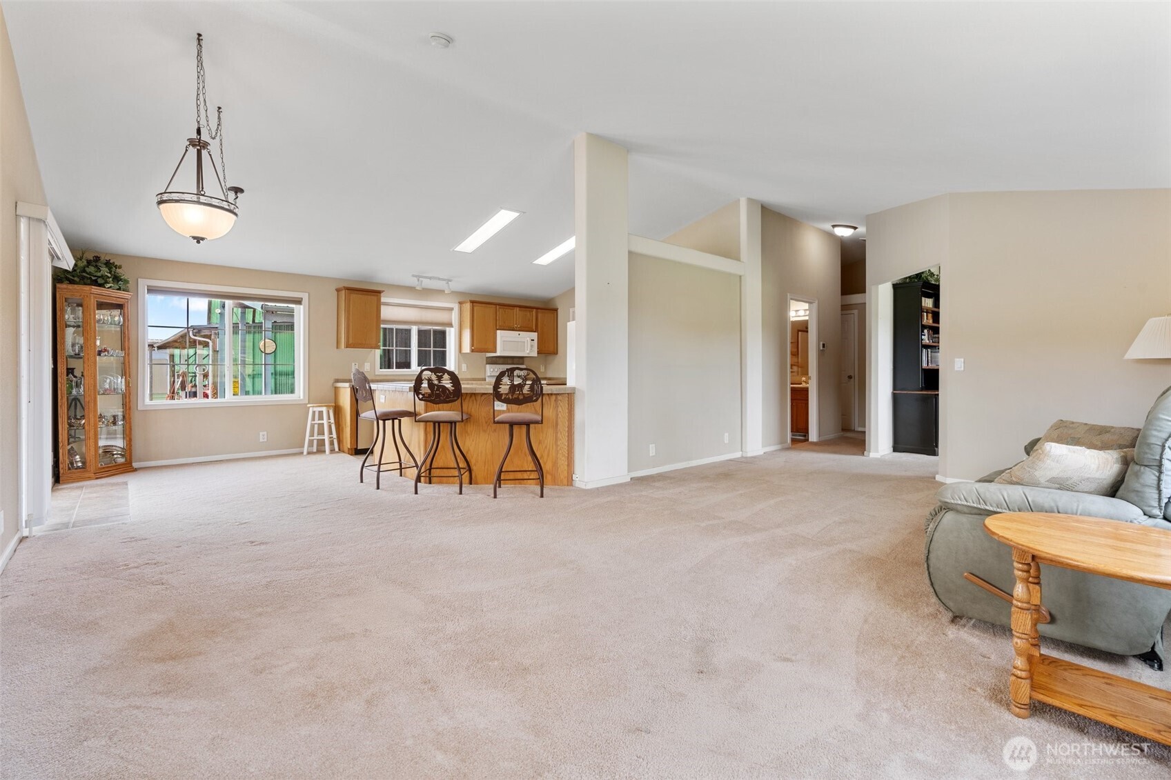 154 Mossyrock Road W 5