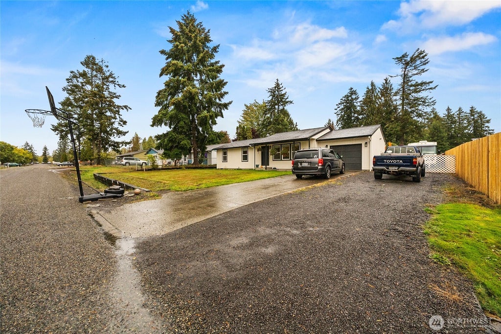 Photo of 117 Memory Lane, Silverlake, WA 98645 (MLS # 2590352)