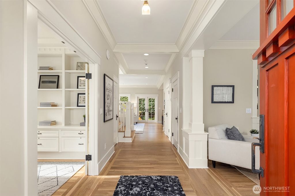 Photo of 5113 47th Avenue NE, Seattle, WA 98105 (MLS # 2477588)