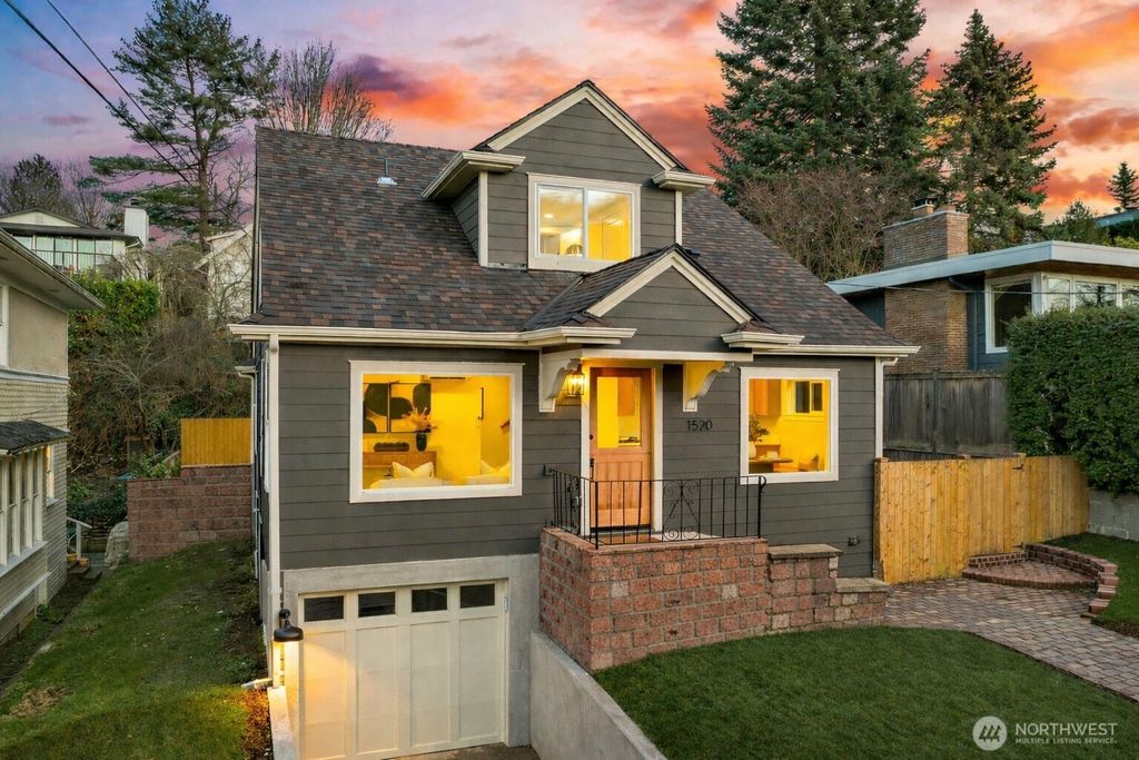 Photo of 1520 31st Avenue, Seattle, WA 98122 (MLS # 2477666)