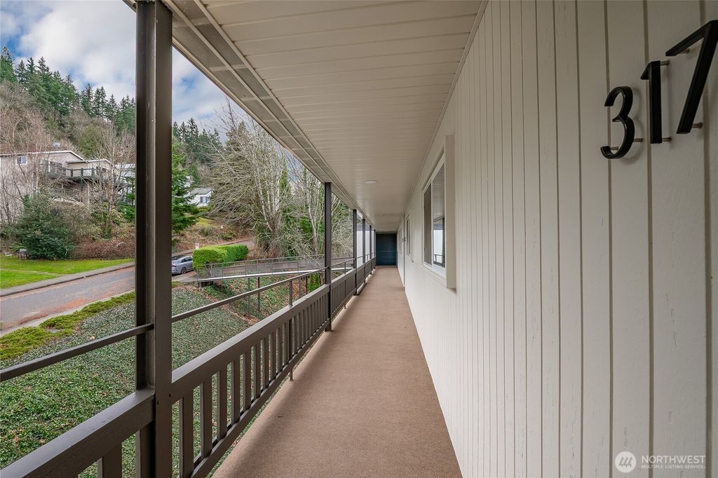 Photo of 819 High Street #317, Bellingham, WA 98225 (MLS # 2461391)