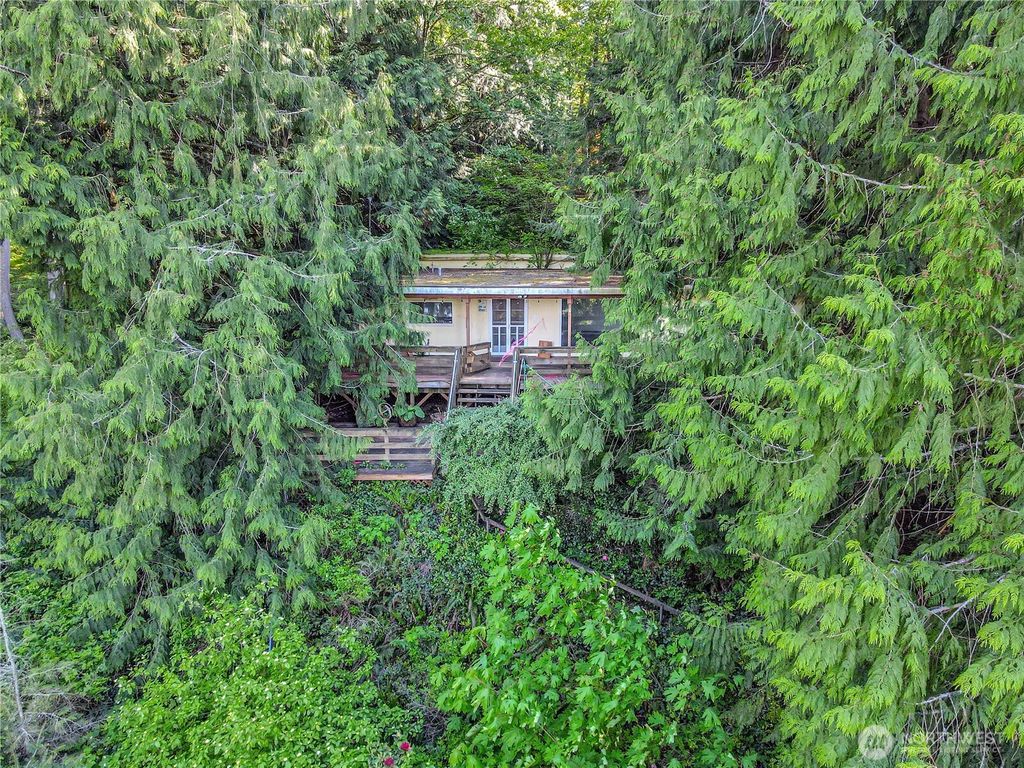 Photo of 2725 Freestad Road, Arlington, WA 98223 (MLS # 2527576)