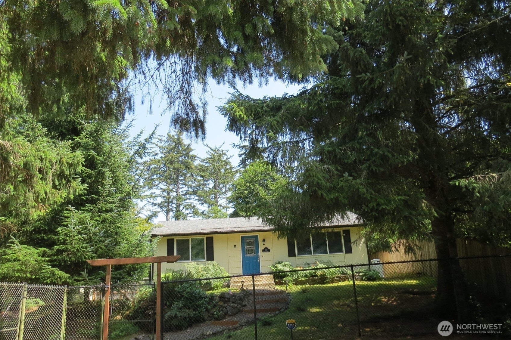 770 Duck Lake Drive SE