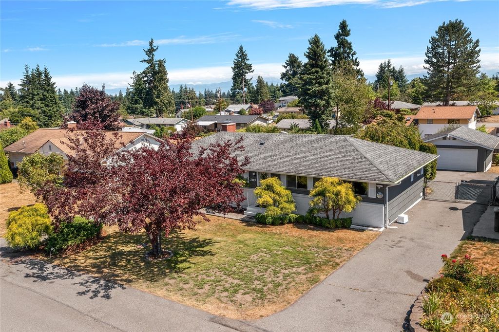 Photo of 7623 Tyee Road, Everett, WA 98203 (MLS # 2145424)