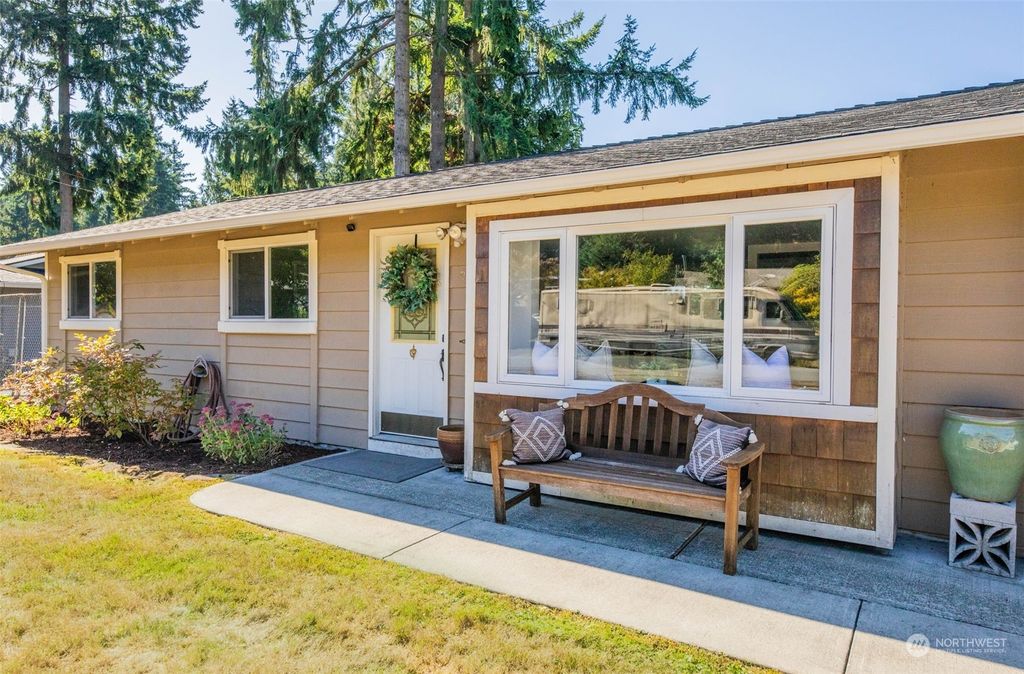 Photo of 9614 Woods Place, Snohomish, WA 98296 (MLS # 2161280)