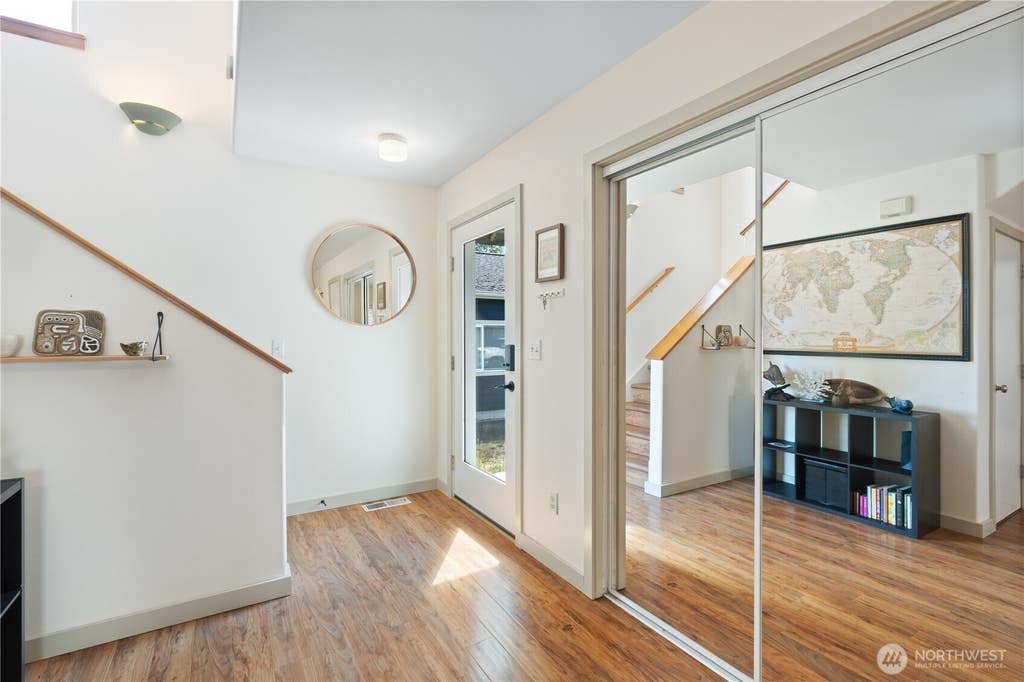 Photo of 1715 E Illinois ST, Bellingham, WA 98226 (MLS # 2571146)