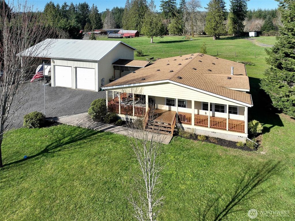 Photo of 119 Becker DR, Winlock, WA 98596 (MLS # 2491146)