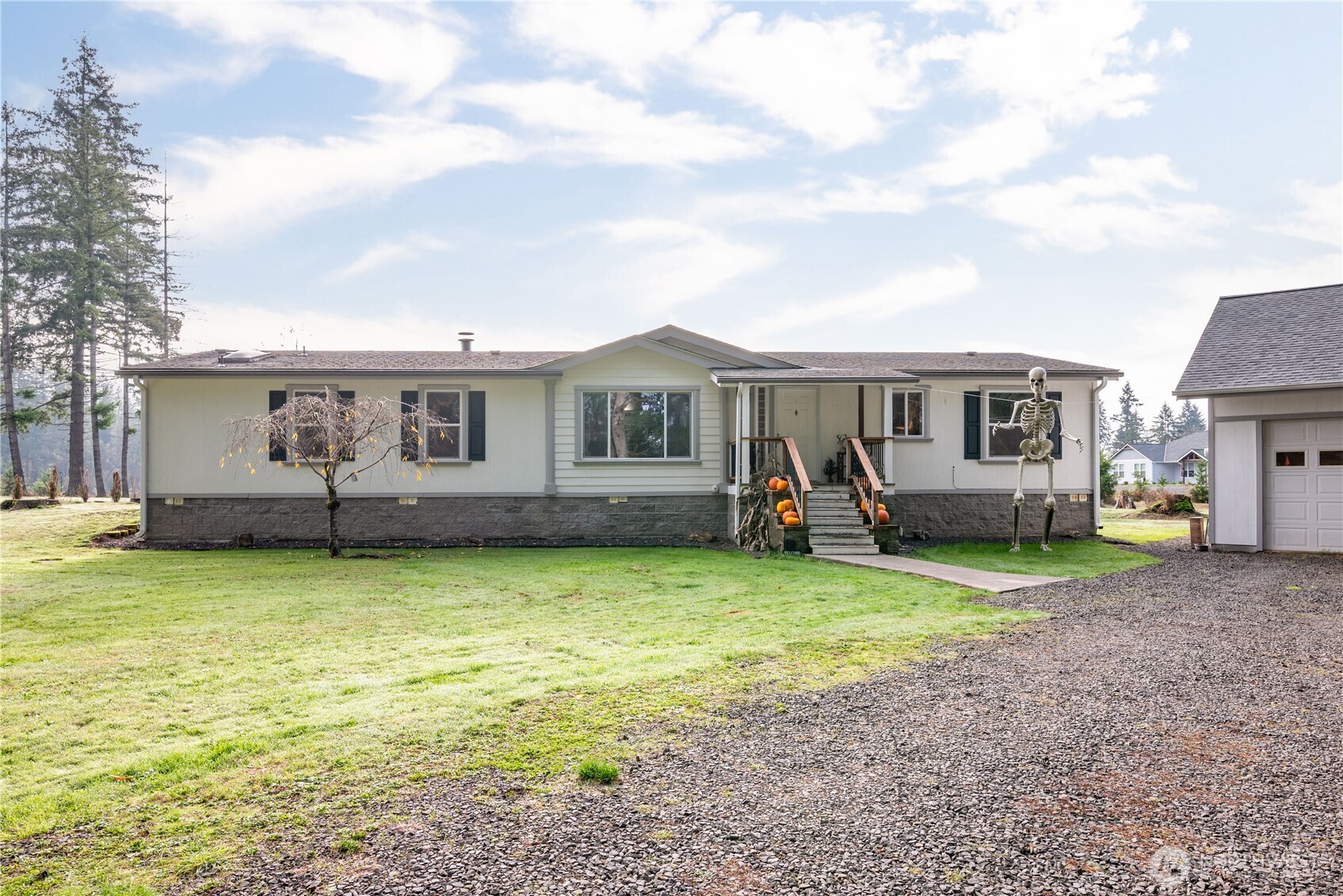 200 Studebaker Spur 3
