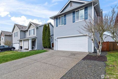 Photo of 2249 SW Siskin Circle, Port Orchard, WA 98367 (MLS # 2499899)