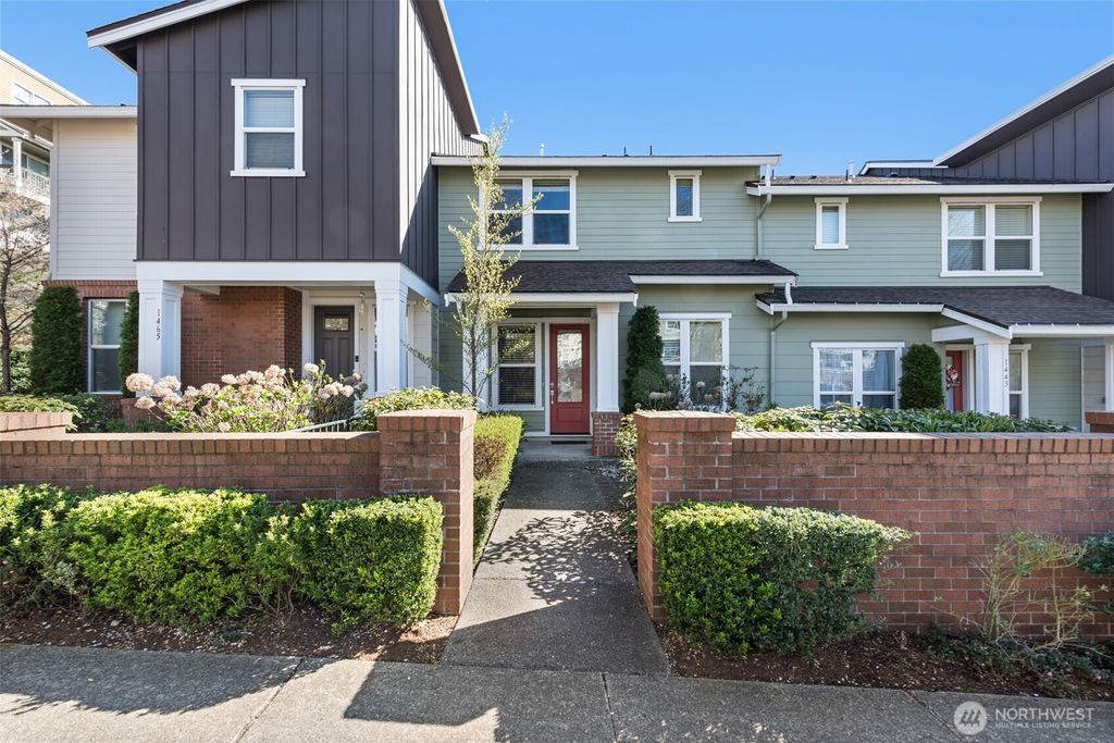 Photo of 1451 NE Park Drive, Issaquah, WA 98029 (MLS # 2505917)