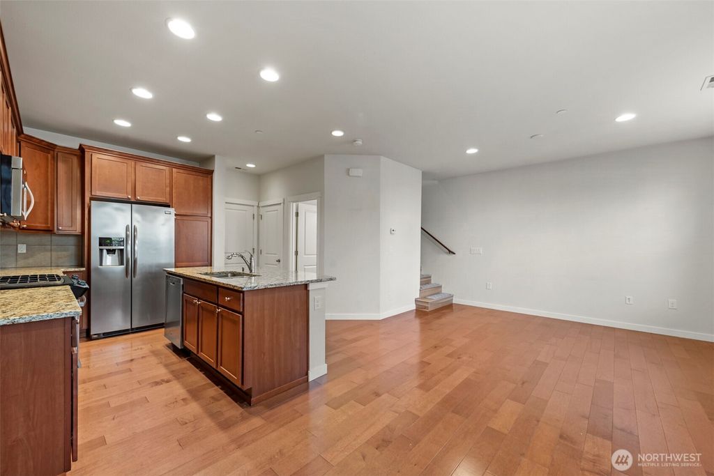 Photo of 1451 NE Park Drive, Issaquah, WA 98029 (MLS # 2505917)