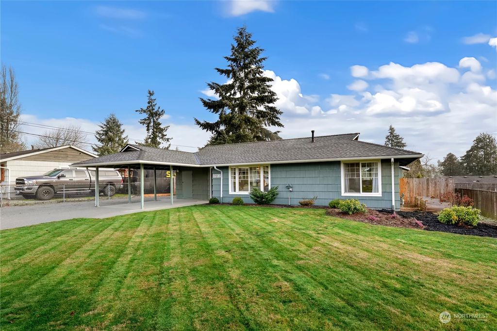 Photo of 17012 123rd Avenue SE, Renton, WA 98058 (MLS # 2314137)